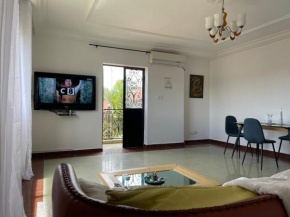 Studio meublé haut standing, Wifi, TV - Yaoundé, Omnisports